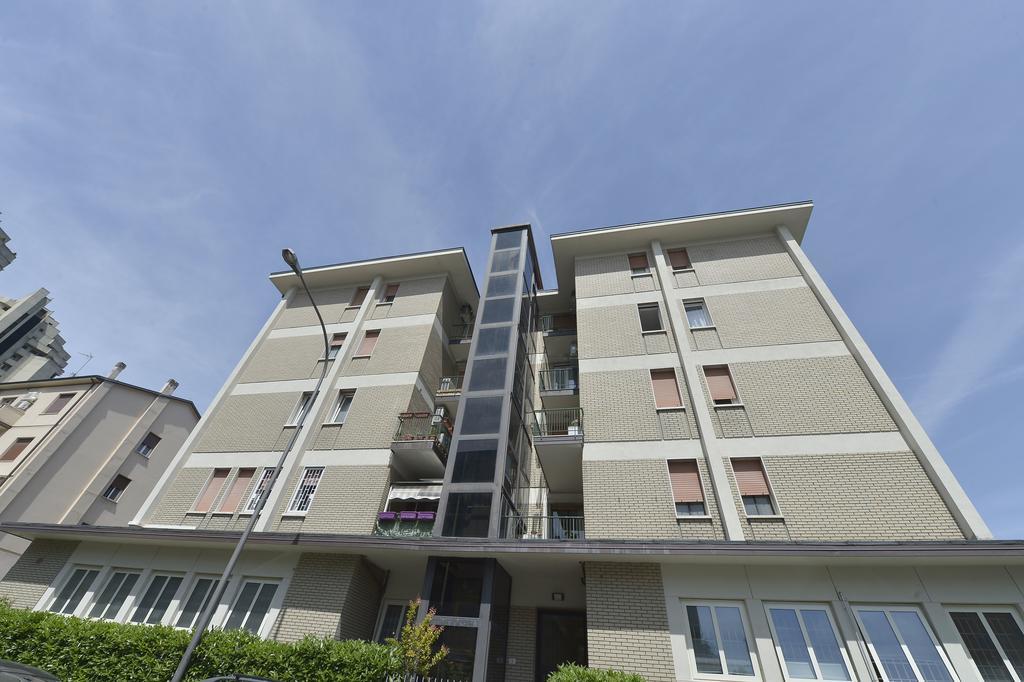 Ur-Nest Vestri - Golden Suite Bologna Luaran gambar