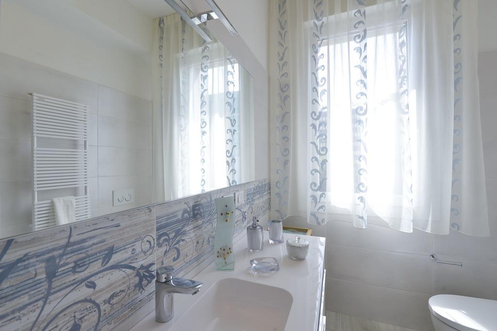 Ur-Nest Vestri - Golden Suite Bologna Luaran gambar